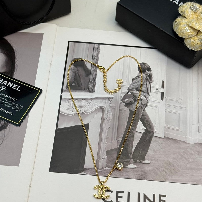 18K  Chanel 26P Diamond Gold Necklace